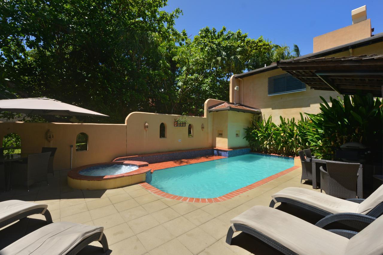 Seascape Apartments At Villa San Michele Port Douglas Esterno foto