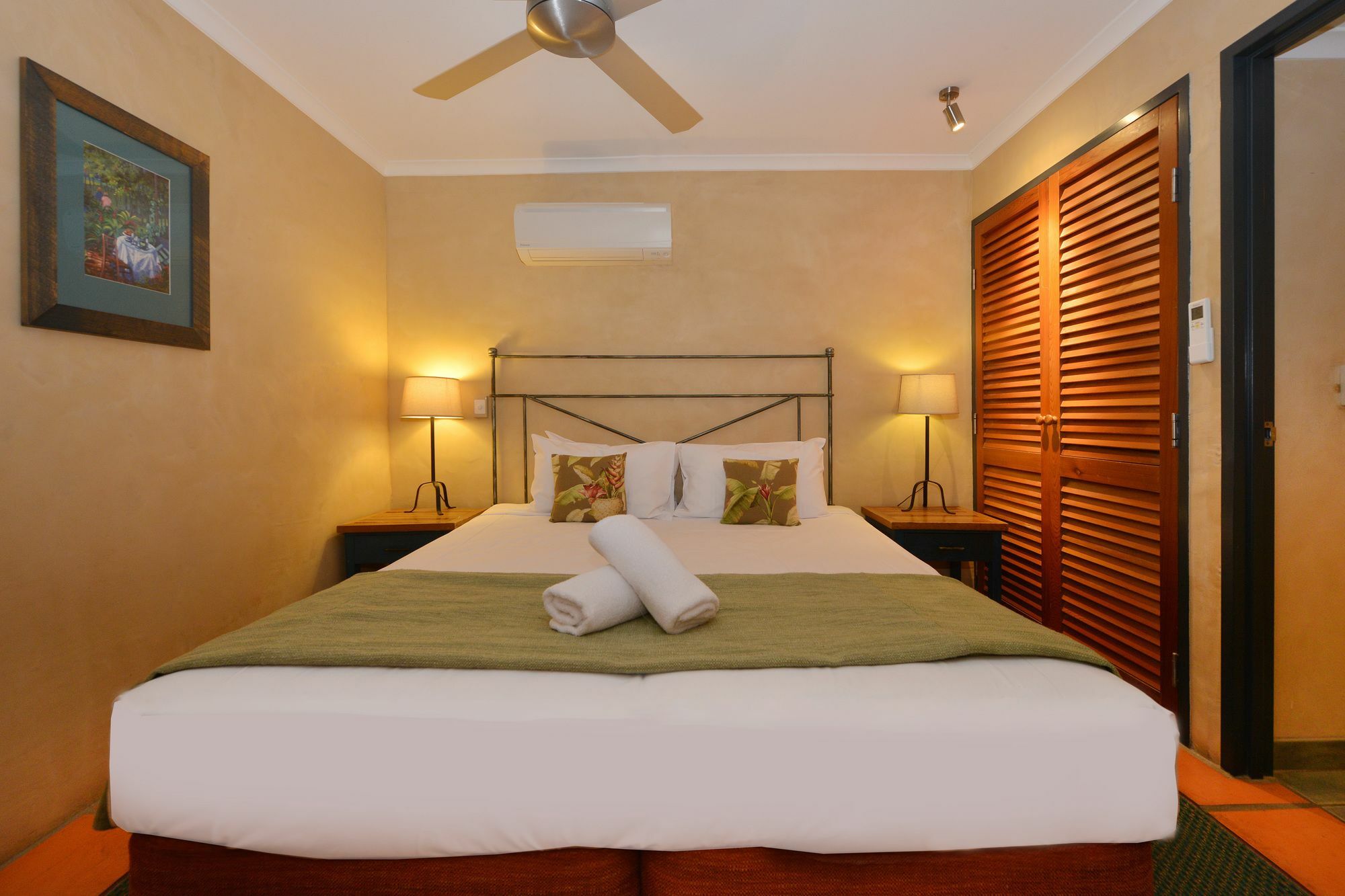 Seascape Apartments At Villa San Michele Port Douglas Esterno foto